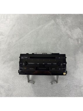 Toyota Prius Hybrid 2005 OEM Factory Radio CD/Cassette Player 86120-4700 Model